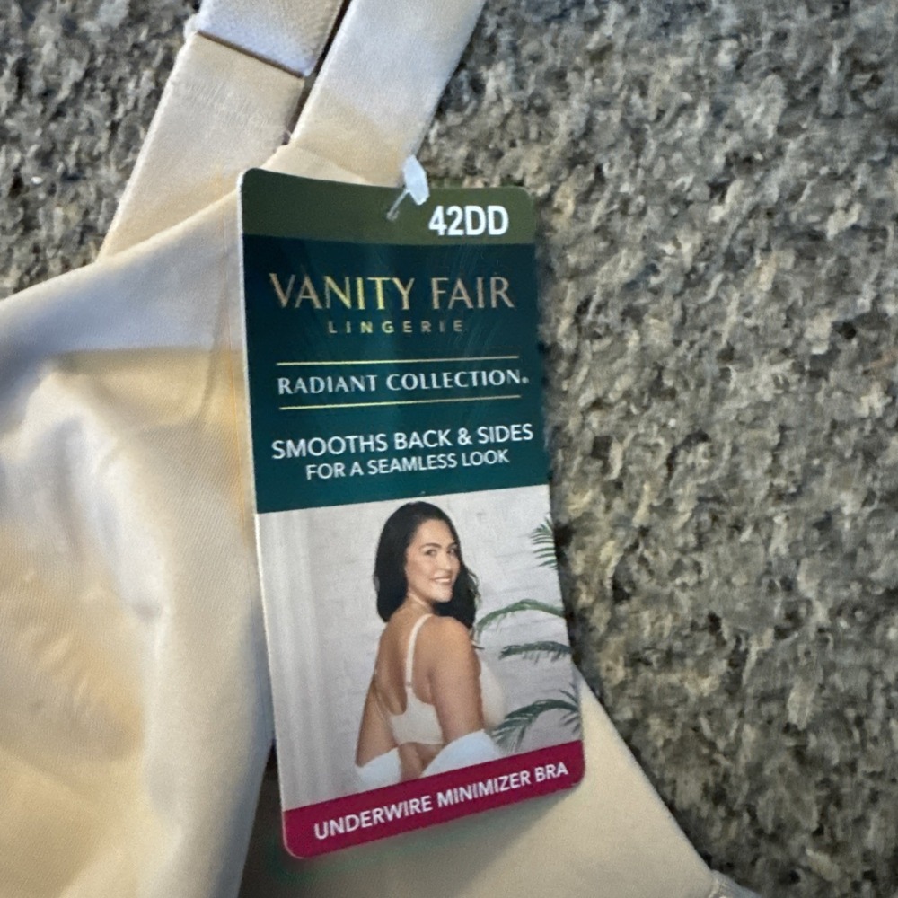 NWT Vanity Fair Beauty Back Back Minimizer Underwire Bra  Sz 42DD